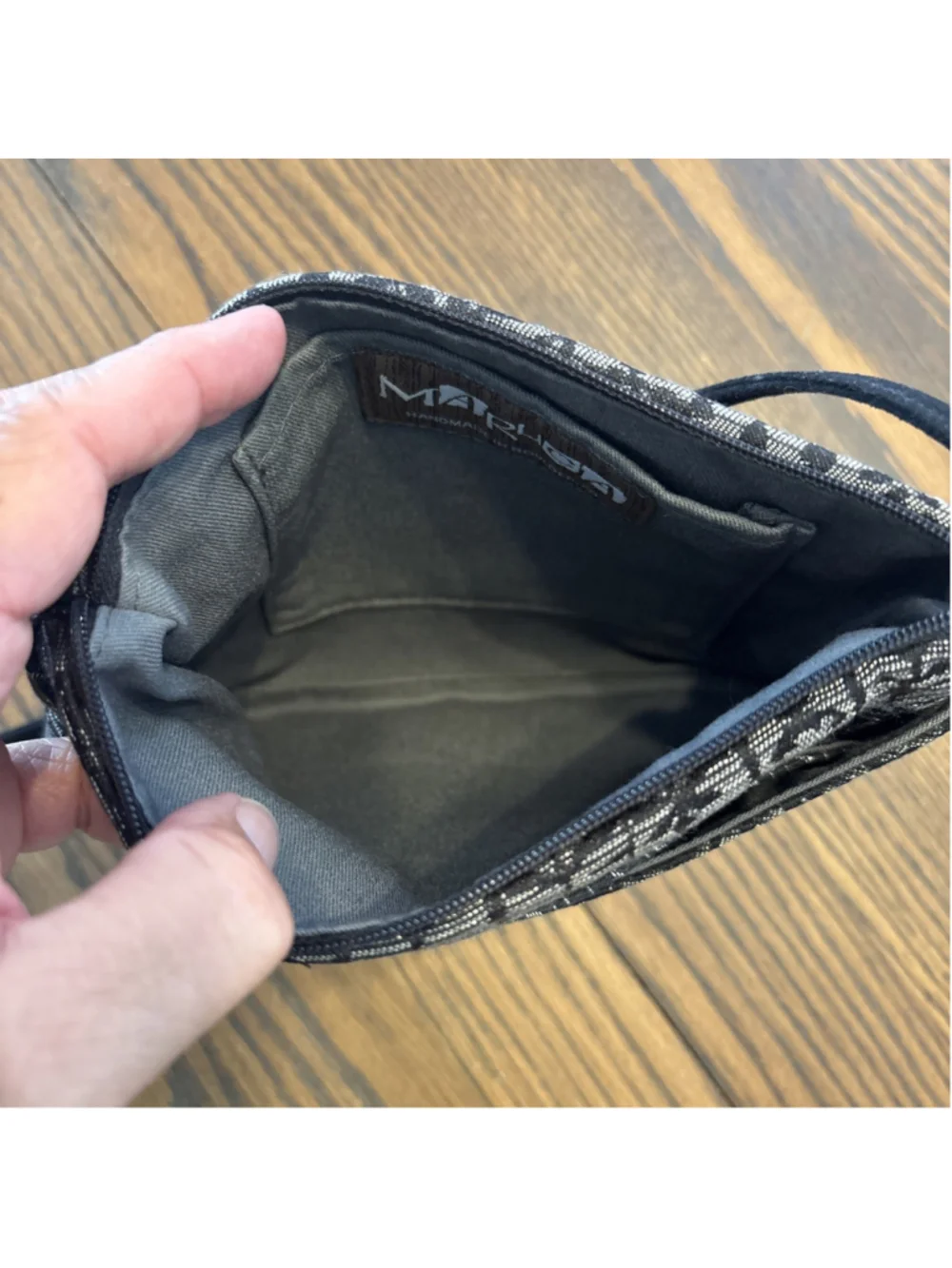 Maruca Design Pocket Bag Crossbody Zip Closure black/gray made in USA